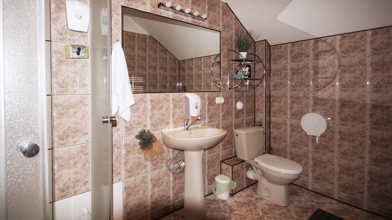 Villa Alris Μπιάλιστοκ Εξωτερικό φωτογραφία